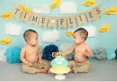 Best Cake Smash Photographer in Woodland Hills, California Best Cake Smash Photographer in Woodland Hills, California
