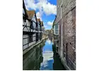 Leeds Castle from London for Historic Beauty and Scenic Countryside Views